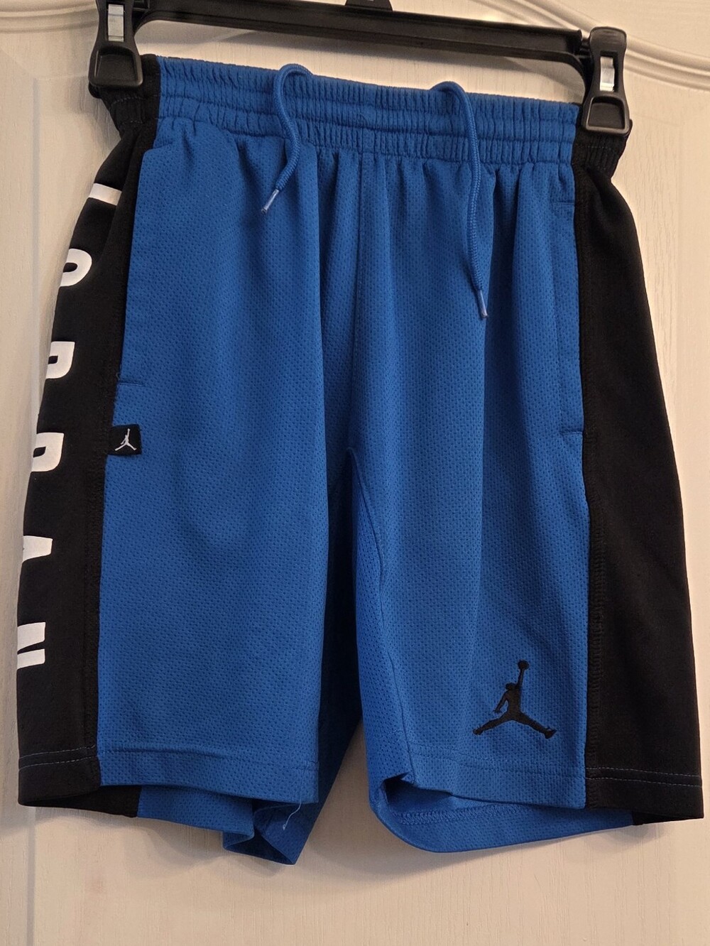 JordanRoyal Blue Black Athletic Mesh Shorts KIDS S (8-10YRS)